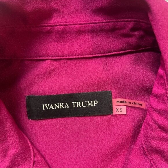 Ivanka Trump Fuchsia Button-Down Blouse With Gold Accents size  XS - Picture 8 of 9